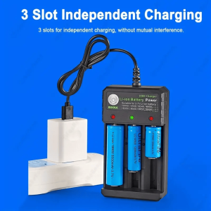 Battery Charger Universal Smart USB Charging For Rechargeable Lithium Battery Charger Li-ion 18650 2